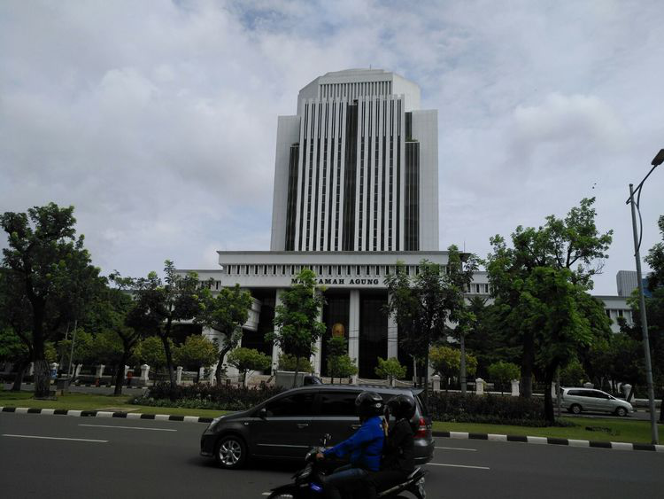 印度尼西亚总统府纪念塔周围的道路