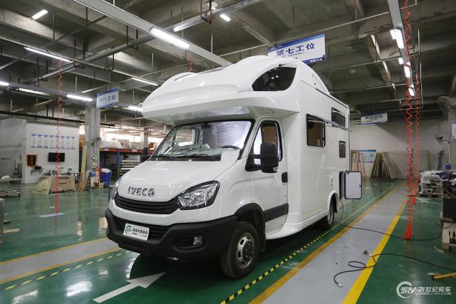 98萬旌航製造依維柯c型房車 21rv工廠探秘