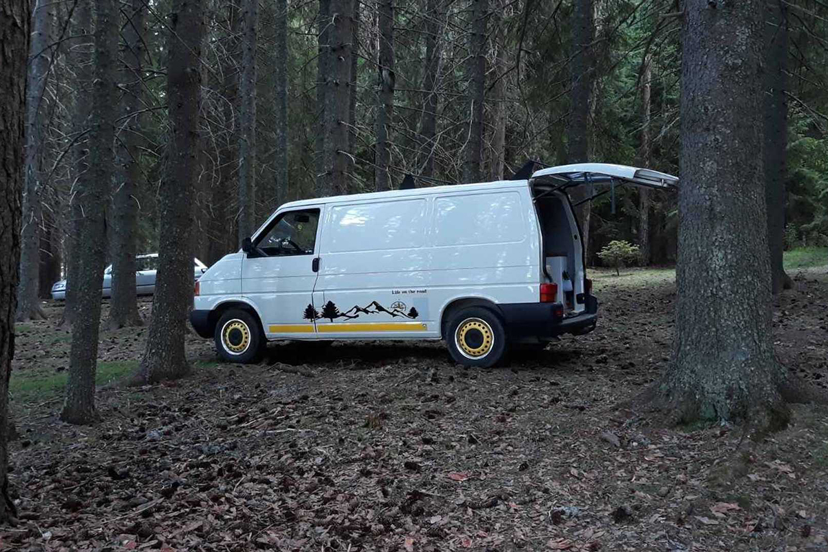 1998-vw-transporter-camper-exterior (2).jpg